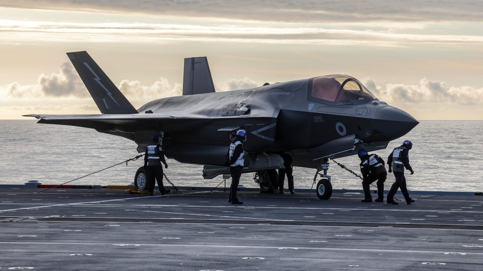 I3 फाइटर प्रोग्राम