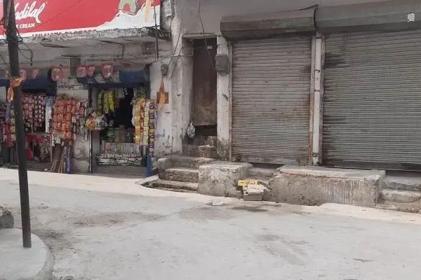 दिल्ली में कॉर्नर प्लॉट