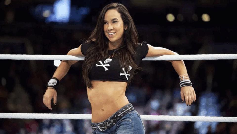 AJ Lee WWE SmackDown return