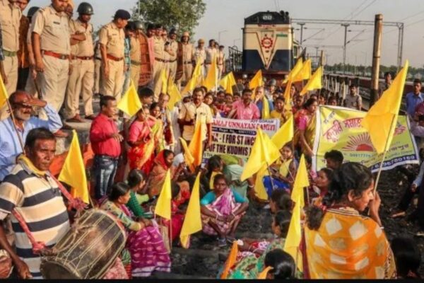 Adivasi Kurmi Samaj protest