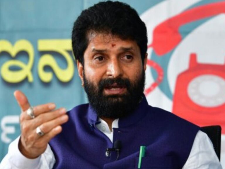 C T रवि विवादित बयान