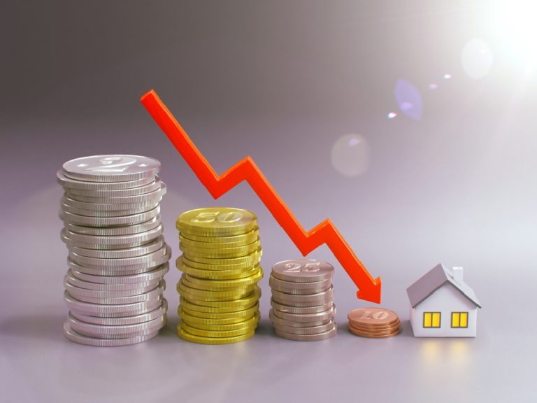 Home Loan EMI कम करने के तरीके 2025