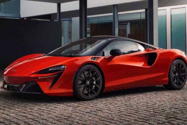 McLaren Artura