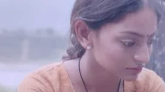 महाकुंभ वायरल गर्ल मोनालिसा sad